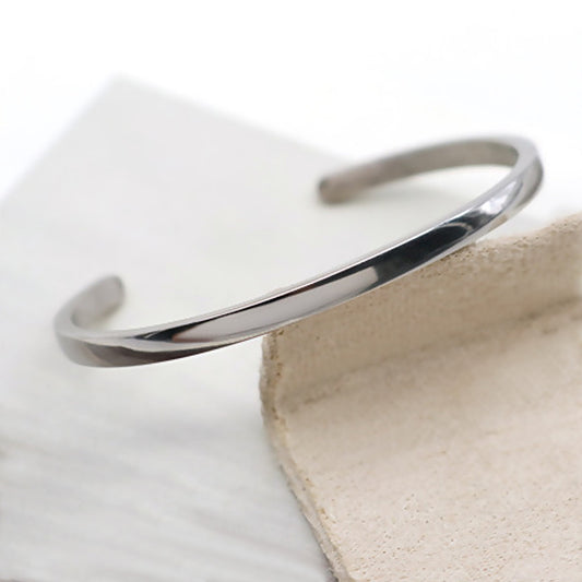 Elegant Silver Cuff Bangle