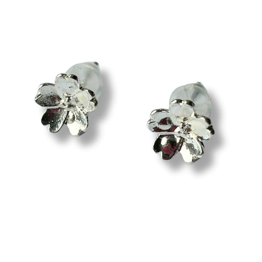 Forget me Knot Flower Silver Stud Earrings